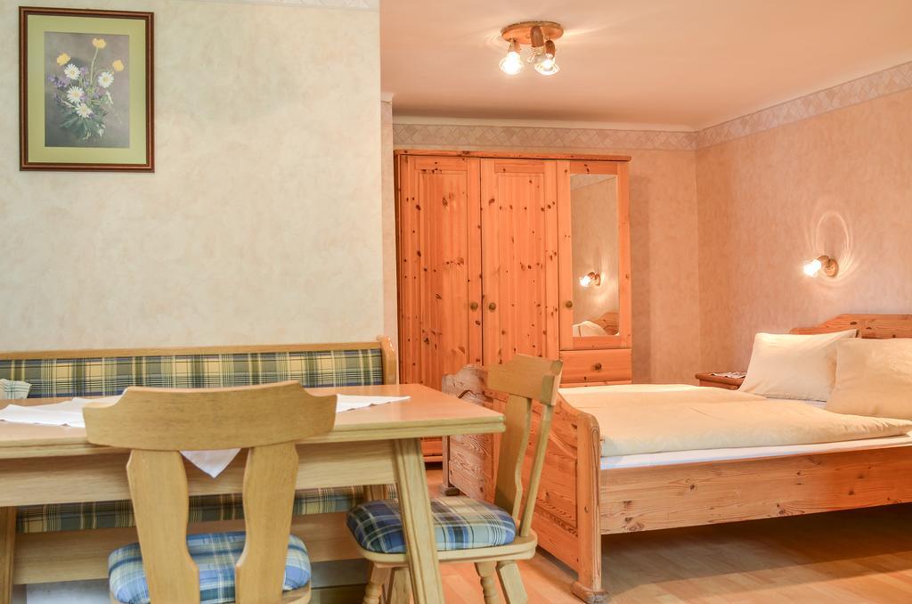 Bauernhof Krahlehenhof Farm stay Filzmoos